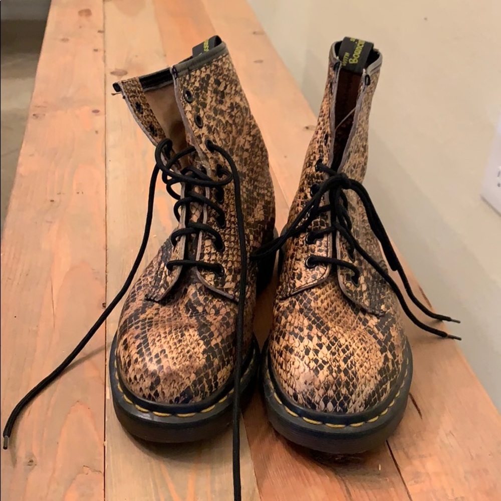 Amazing Boots- DR. MARTENS BROWN SNAKESKIN BOOTS